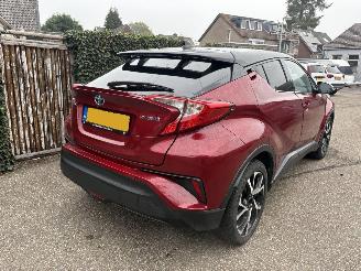 Toyota C-HR 1.8 HYBRID BI-TONE AUTOMAAT picture 4