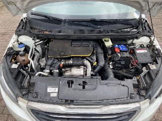 Peugeot 308 VF3LCBHZWFS191263 picture 17