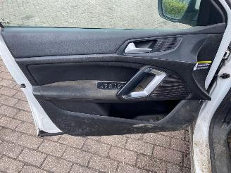 Peugeot 308 VF3LCBHZWFS191263 picture 13