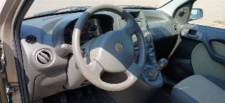 Fiat Panda 1.2 Fire Hatchback  Benzine 1.242cc 44kW (60pk) picture 15