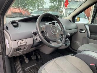 Renault Scenic 1.6 16V MPV  Benzine 1.598cc 82kW (111pk) FWD 2005-10/2008-11 picture 15