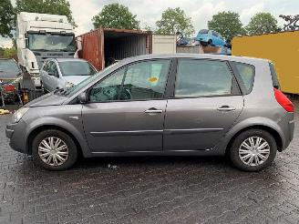 Renault Scenic 1.6 16V MPV  Benzine 1.598cc 82kW (111pk) FWD 2005-10/2008-11 picture 11