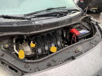 Renault Scenic 1.6 16V MPV  Benzine 1.598cc 82kW (111pk) FWD 2005-10/2008-11 picture 29