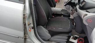 Nissan Almera-tino  picture 30