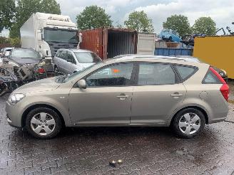 Kia Cee d  picture 7