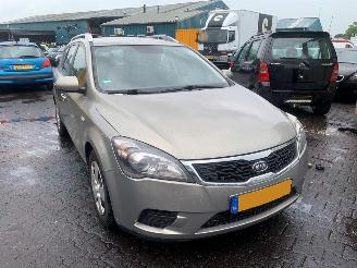 Kia Cee d  picture 3