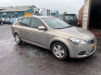 Kia Cee d  picture 4