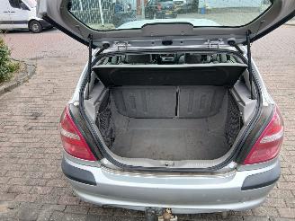 Nissan Almera  picture 7