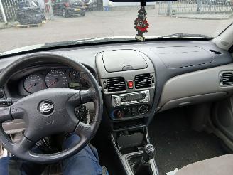 Nissan Almera  picture 9