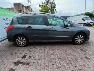 Peugeot 308  picture 4