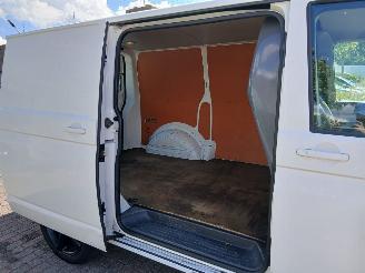 Volkswagen Transporter  picture 5