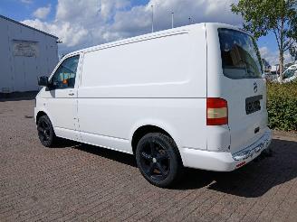 Volkswagen Transporter  picture 8
