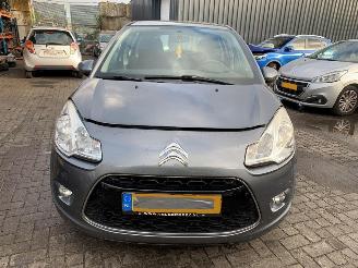 krockskadad bil auto Citroën C3 1.4 16V VTi Hatchback 4Dr Benzine 1.397cc 70kW (95pk) 2011/3