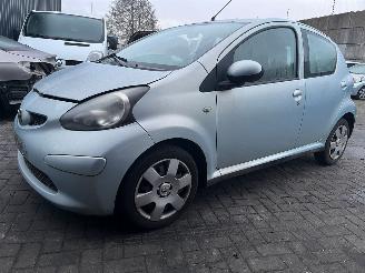 Toyota Aygo 1.0 12V VVT-i Hatchback  Benzine 998cc 50kW (68pk) picture 4