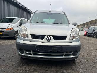 Coche accidentado Renault Kangoo 1.6 16V MPV  Benzine 1.598cc 70kW (95pk) 2003/9