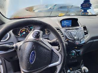 Ford Fiesta  picture 6