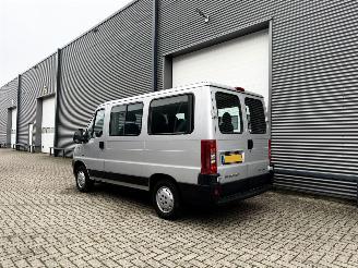 Peugeot Boxer 9 persoons picture 10