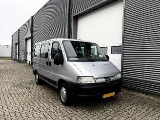 Peugeot Boxer 9 persoons picture 4