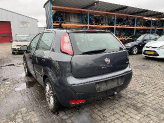 Fiat Punto Evo 1.3 JTD Multijet 85 16V Euro 5 Hatchback  Diesel 1.248cc 63kW (86pk) picture 11