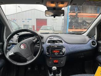 Fiat Punto Evo 1.3 JTD Multijet 85 16V Euro 5 Hatchback  Diesel 1.248cc 63kW (86pk) picture 13