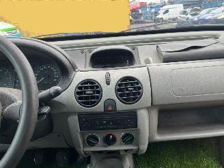 Renault Kangoo 1.6 16V MPV  Benzine 1.598cc 70kW (95pk) FWD 2001-06/2008-01 (KC0L; KC0P; KC0S; KC1N) K4M752 picture 16