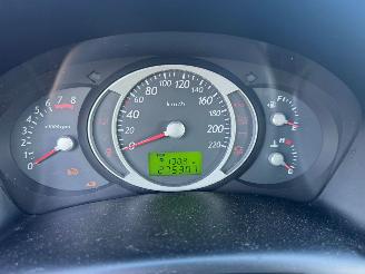 Hyundai Tucson 2.0 16V CVVT 4x2 SUV  Benzine 1.975cc 104kW (141pk) FWD 2004-08/2010-12 (JMAD) G4GC picture 5
