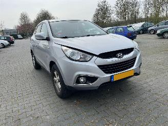 Hyundai Ix35 2.0 16V SUV  Benzine 1.998cc 120kW (163pk) FWD picture 3