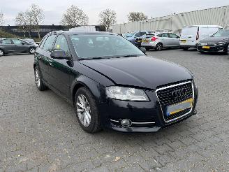 Audi A3 1.2 TFSI Sportback 4Dr Benzine 1,197cc 77kW (105pk) FWD 2010-04/2013-03 (8PA) CBZB picture 2