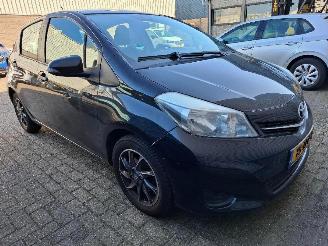 Unfallwagen Toyota Yaris  2012/2
