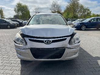 Avarii autoturisme Hyundai I-30 KMHDC81DP9U023428 2009/1