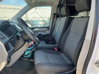 Volkswagen Transporter 2.0 TDI DRF Bestel  Diesel 1.968cc 75kW (102pk) FWD 2015-04/2019-12  CXGB picture 17