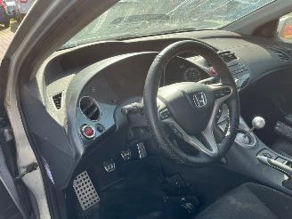 Honda Civic 3DR picture 25
