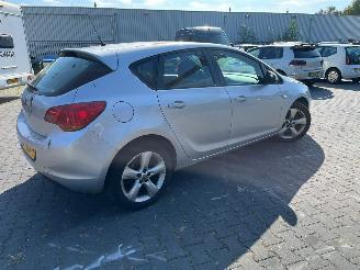 Opel Astra 1.6 16V Ecotec Hatchback 4Dr Benzine 1.598cc 85kW (116pk) picture 5