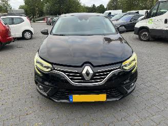 uszkodzony samochody osobowe Renault Mégane 1.2 Energy TCE 2016/10