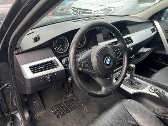 BMW 5-serie 523i 24V Combi/o  Benzine 2,497cc 130kW (177pk) RWD 2004-10/2007-02 (NL31; PU11) N52B25A picture 13