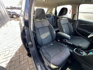Volkswagen Polo 1.2 TSI 16V BlueMotion Technology Hatchback picture 17