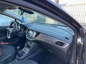 Opel Astra SPORTS TOURER picture 15