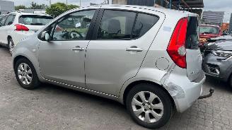 Opel Agila 1.2 16v picture 11