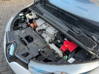 Renault Zoé 46kW Hatchback 4Dr Elektrisch  46kW (63pk) FWD 2012-06 (AGVYA; AGVYC) 5AM450; 5AMB4; 5AQ601 picture 26
