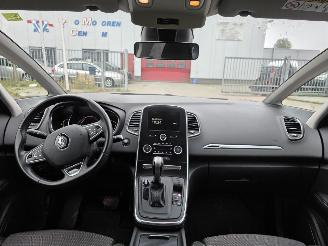 Renault Scenic 1.3 TCE 140 16V MPV  Benzine 1 332cc 103kW (140pk) picture 15