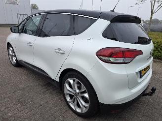 Renault Scenic 1.3 TCE 140 16V MPV  Benzine 1 332cc 103kW (140pk) picture 7