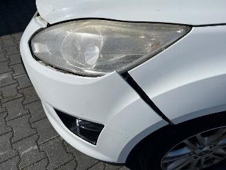 Ford C-Max 1.0 Ti-VCT EcoBoost 12V 100 MPV  Benzine 998cc 74kW (101pk) FWD 2012-10/2019-06  M2DA picture 19