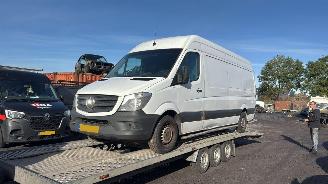 Mercedes Sprinter 311 CDI 16V Bestel  Diesel 2.143cc 84kW (114pk) RWD 2016-05/2018-12 (906.631; 906.633; 906.635; 906.637) OM651955; OM651956 picture 2