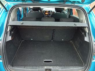 Renault Captur  picture 18