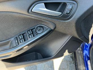 Ford Focus Wagon 1.0 First Edition picture 18