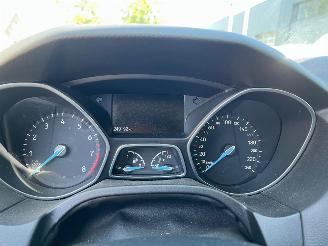 Ford Focus Wagon 1.0 First Edition picture 10