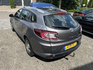 Renault Mégane Estate 1.4 TCE Expression picture 3