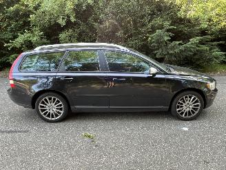 Volvo V-50 2.4i picture 5