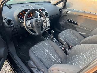 Opel Corsa 1.2 16V Enjoy picture 9