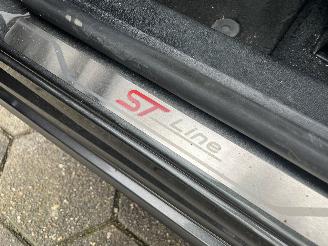 Ford Focus 1.5 Ecoboost ST-Line Vignale picture 9